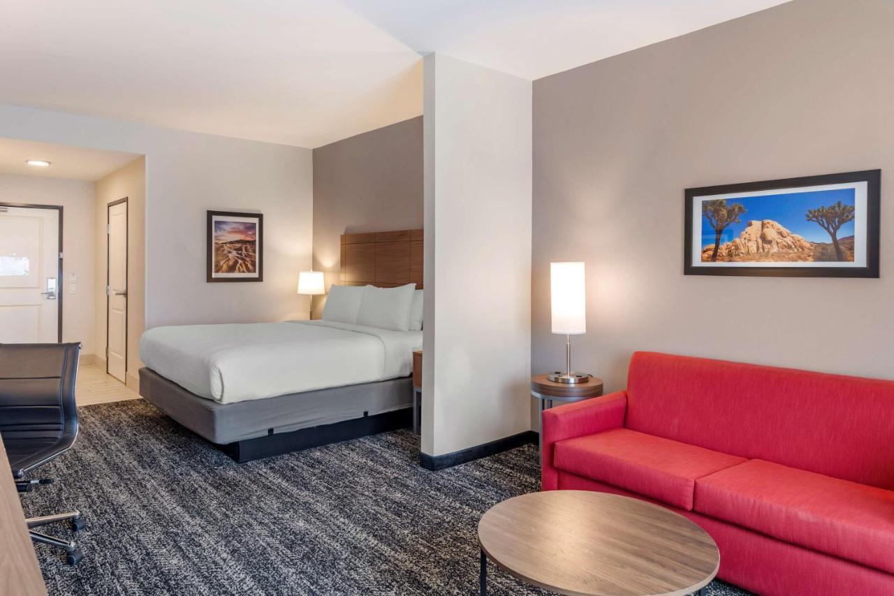 Best Western Plus Coachella Valley Inn & Suites Катидрал-Сити Экстерьер фото