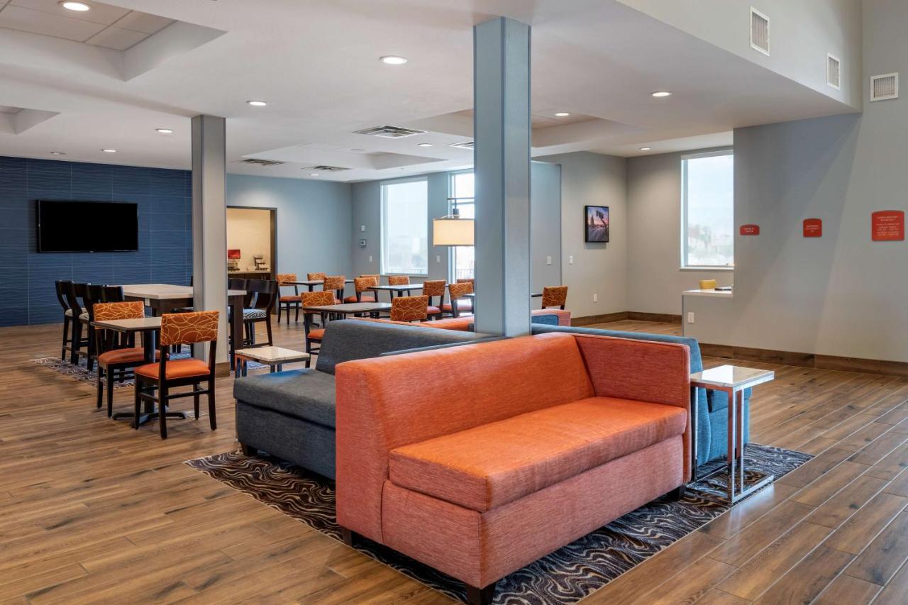 Best Western Plus Coachella Valley Inn & Suites Катидрал-Сити Экстерьер фото