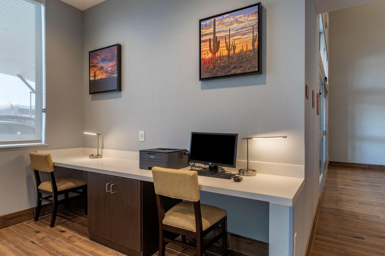 Best Western Plus Coachella Valley Inn & Suites Катидрал-Сити Экстерьер фото