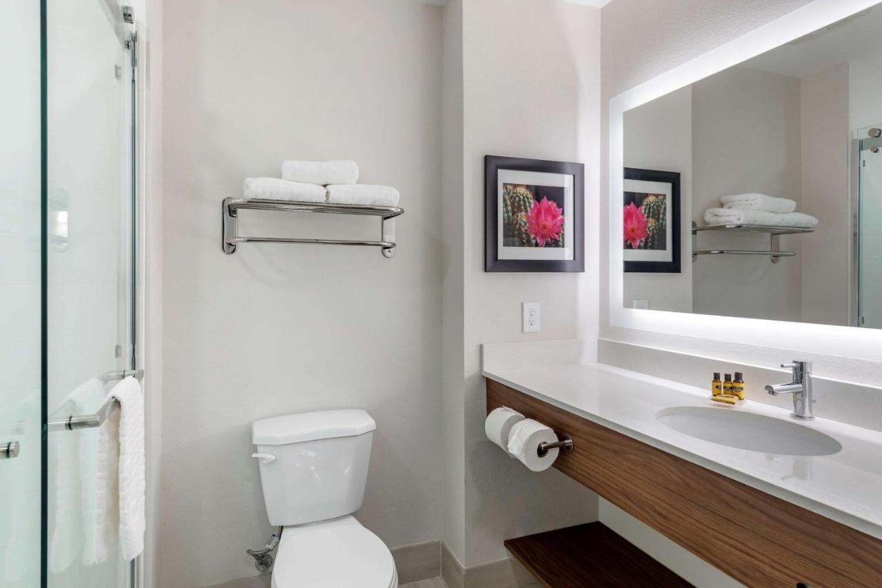 Best Western Plus Coachella Valley Inn & Suites Катидрал-Сити Экстерьер фото