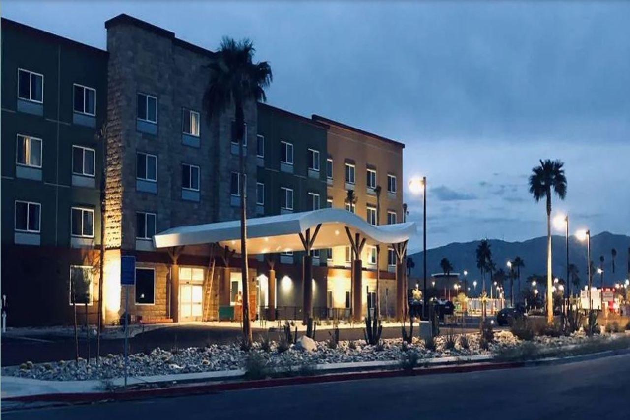 Best Western Plus Coachella Valley Inn & Suites Катидрал-Сити Экстерьер фото