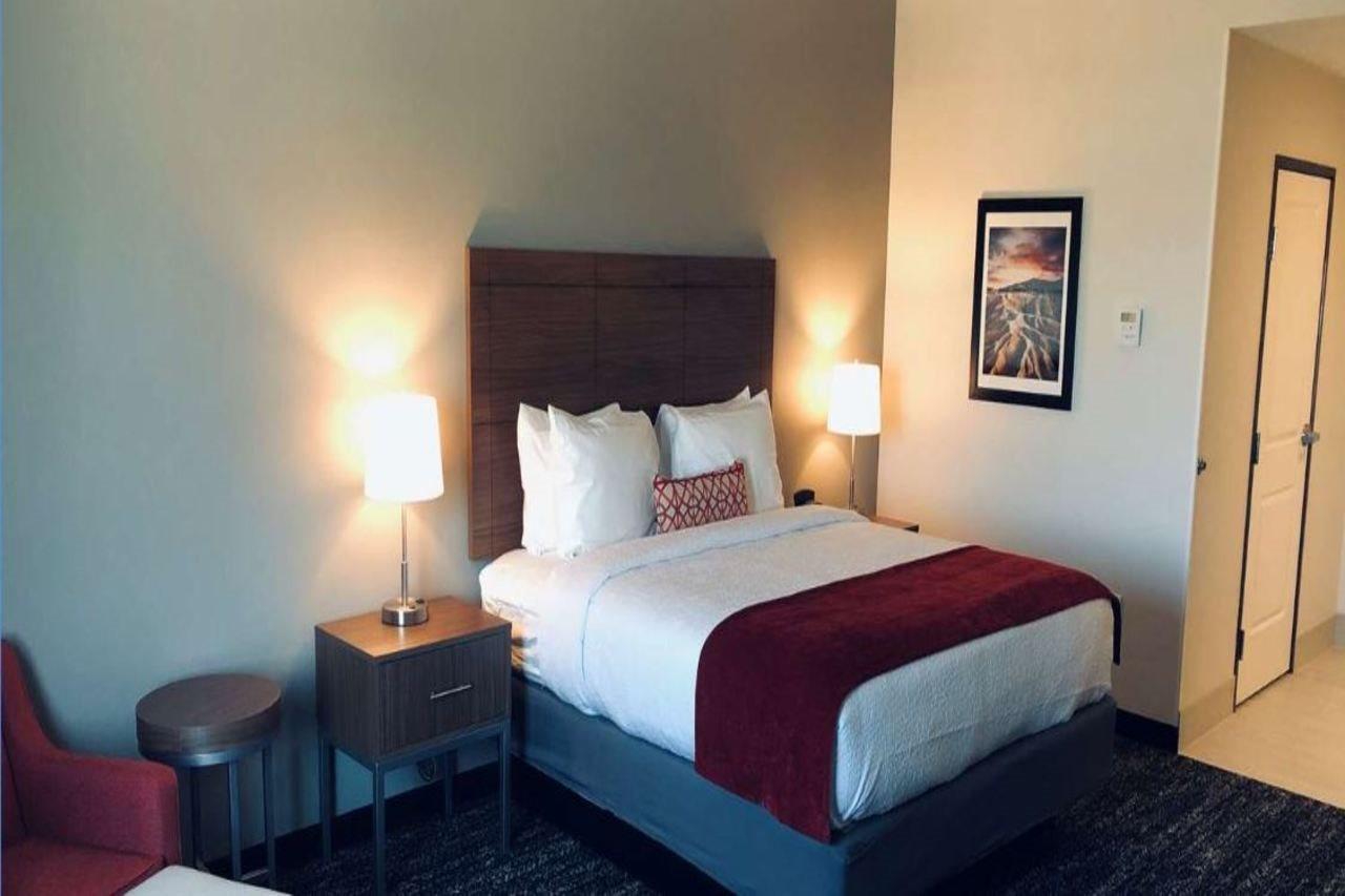 Best Western Plus Coachella Valley Inn & Suites Катидрал-Сити Экстерьер фото